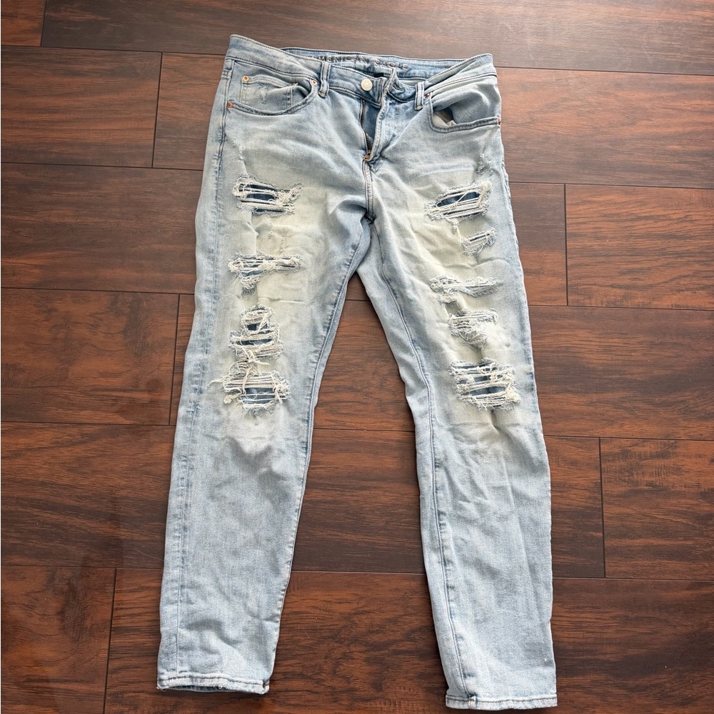 American Eagle Outfitters Light Blue Distressed Straight Jeans